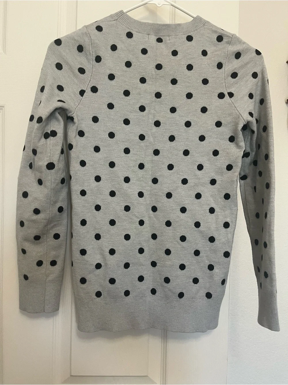 1901 Girls' Light Gray Sweater with Black Polka Dots